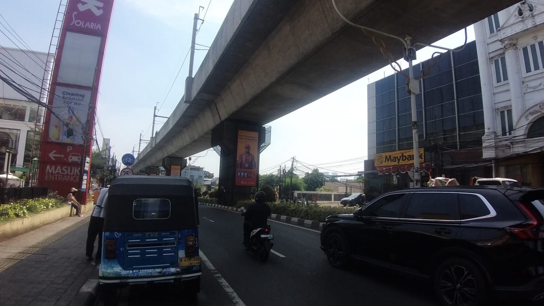 Rumah Hitung Tanah Area Cipete