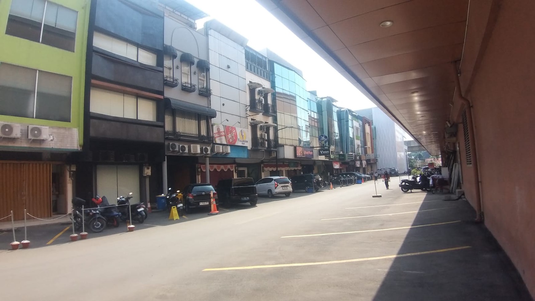 Rumah Hitung Tanah Area Cipete