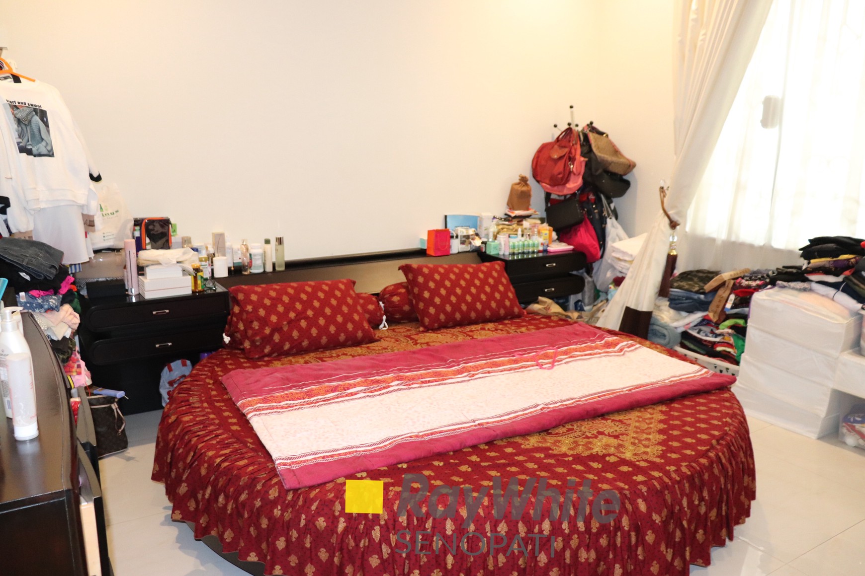 Dijual Rumah Bagus Siap Huni Area Bintaro