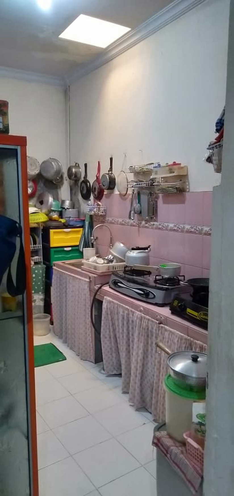 Rumah Asri Diarea Komplek Villa Inti Persada Pamulang, Near Gate Tol