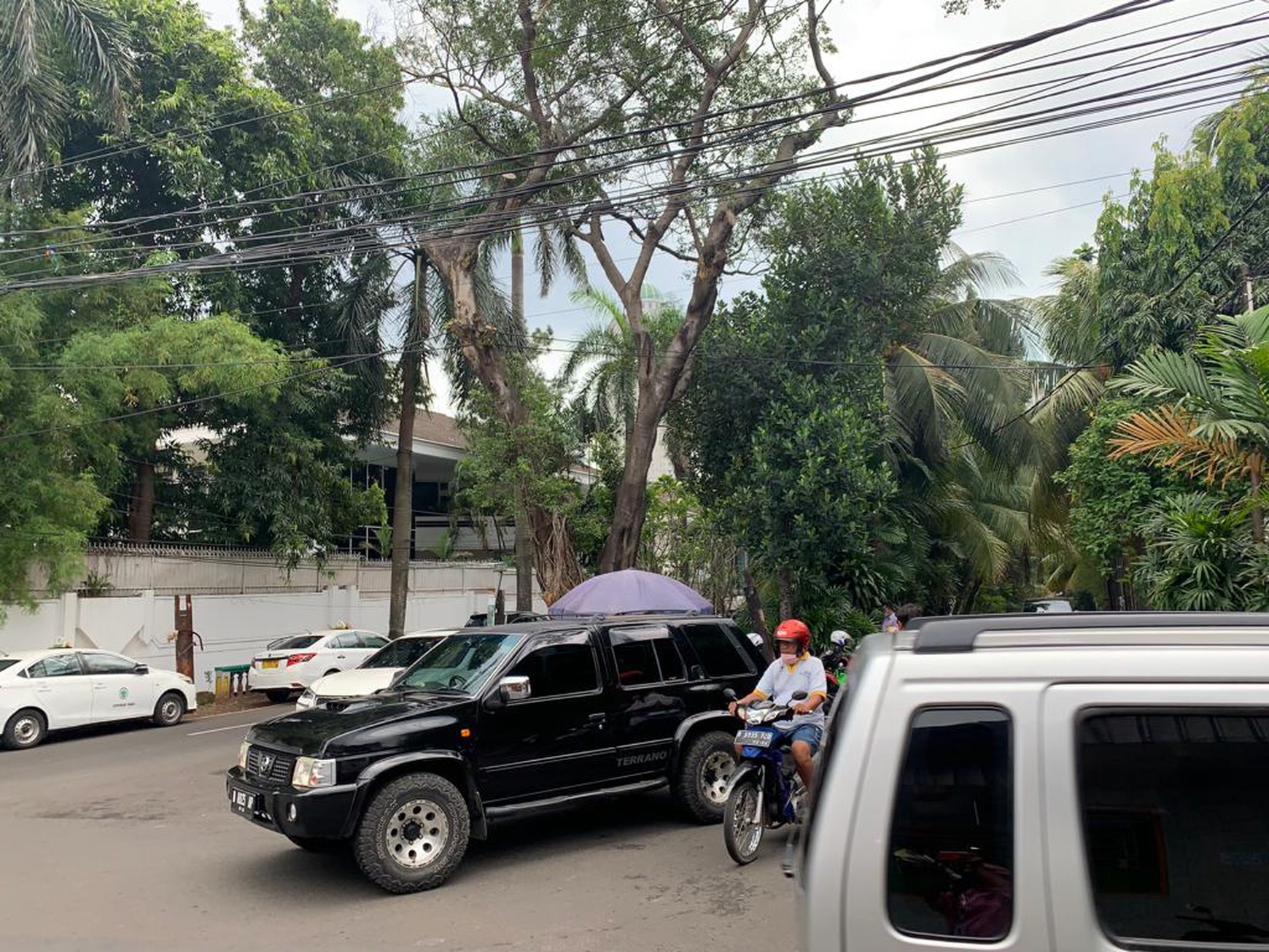TANAH DIJUAL JALAN SIMPRUG JAKARTA SELATAN