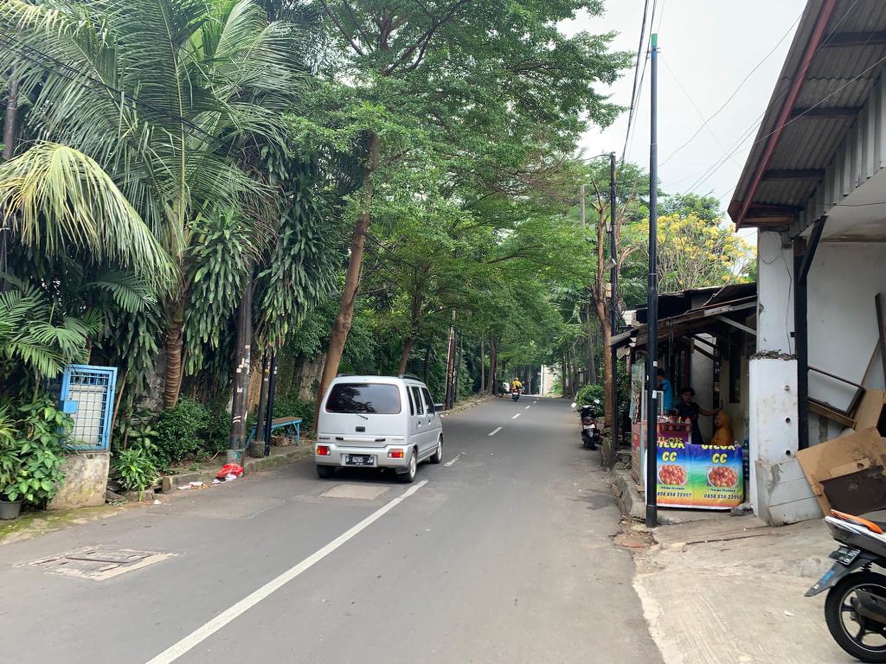 TANAH DIJUAL JALAN SIMPRUG JAKARTA SELATAN