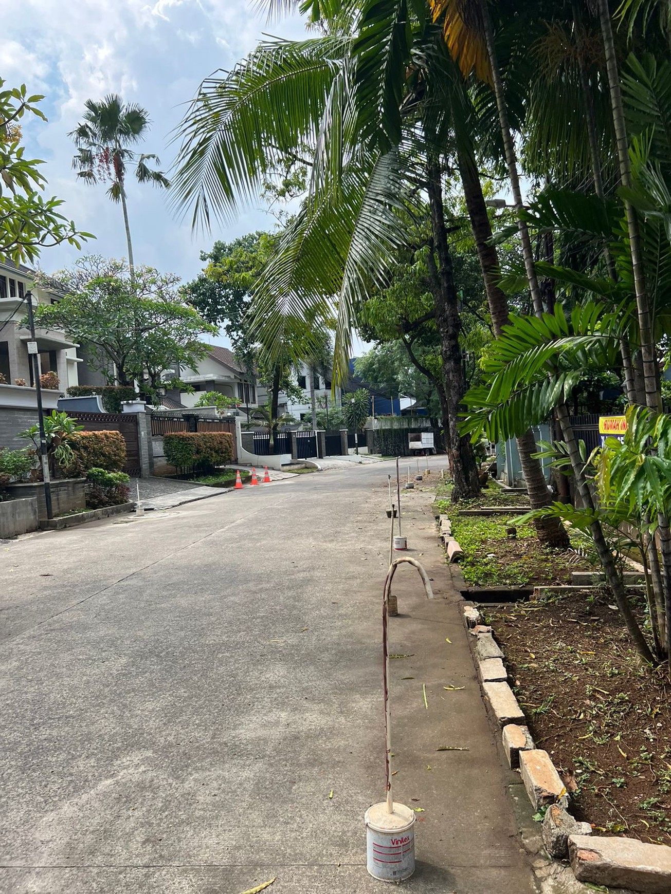 DIJUAL RUMAH JALAN HANG LEKIU KEBAYORAN BARU JAKARTA SELATAN