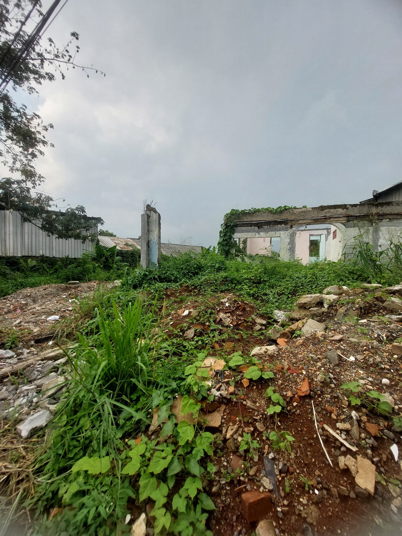 914m2 - Lahan Komersial Siap Bangun di Jl. Raya Jambore Jakarta Timur 