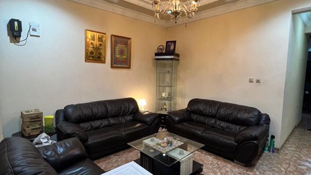 Rumah di Permata Hijau