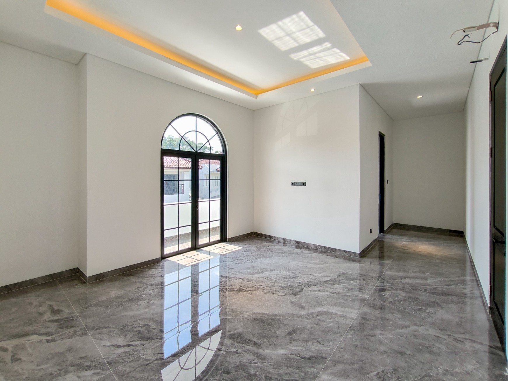 Rumah Baru,dalam cluster di Bintaro Jaya 9.