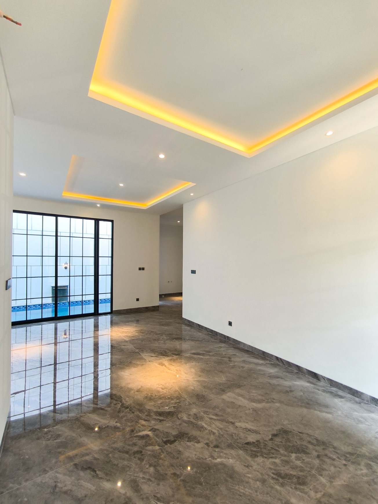 Rumah Baru,dalam cluster di Bintaro Jaya 9.