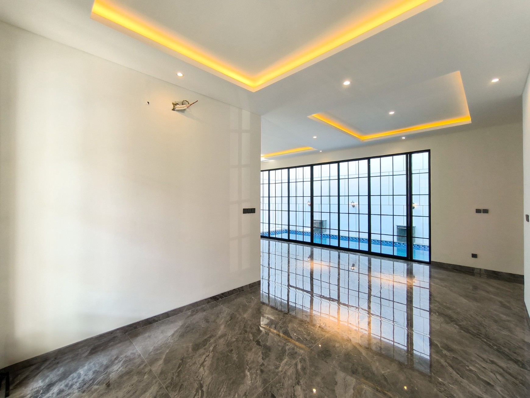 Rumah Baru,dalam cluster di Bintaro Jaya 9.