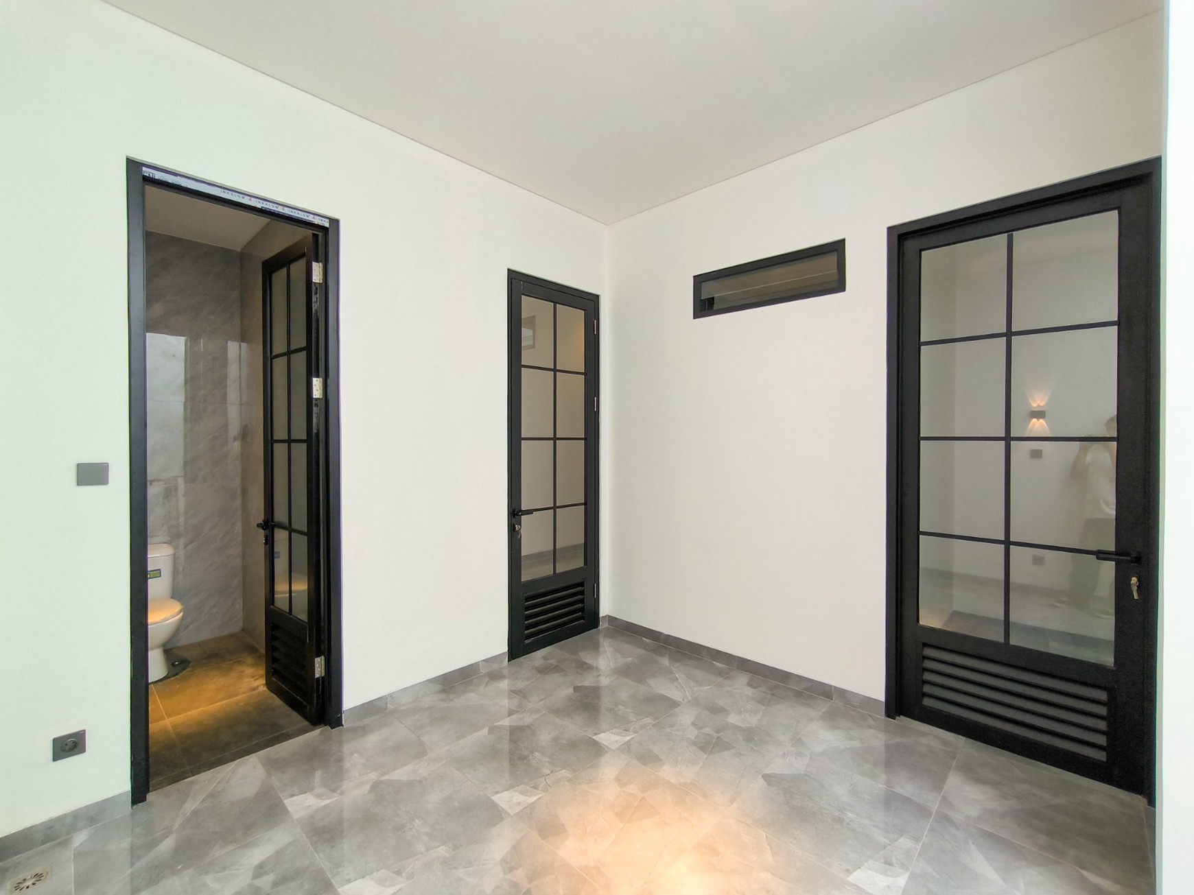 Rumah Baru,dalam cluster di Bintaro Jaya 9.