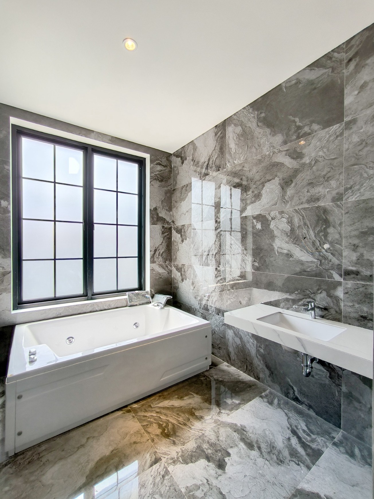 Rumah Baru,dalam cluster di Bintaro Jaya 9.