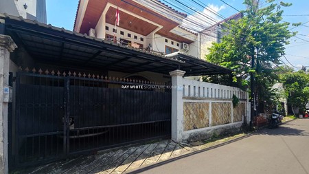 Dijual Rumah Layak Huni , Cipete Utara 2 Lantai ,SHM 