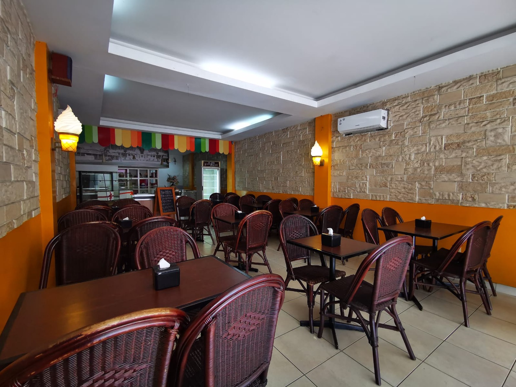 Ruko Kelapa Gading, Strategis cocok untuk usaha Restoran