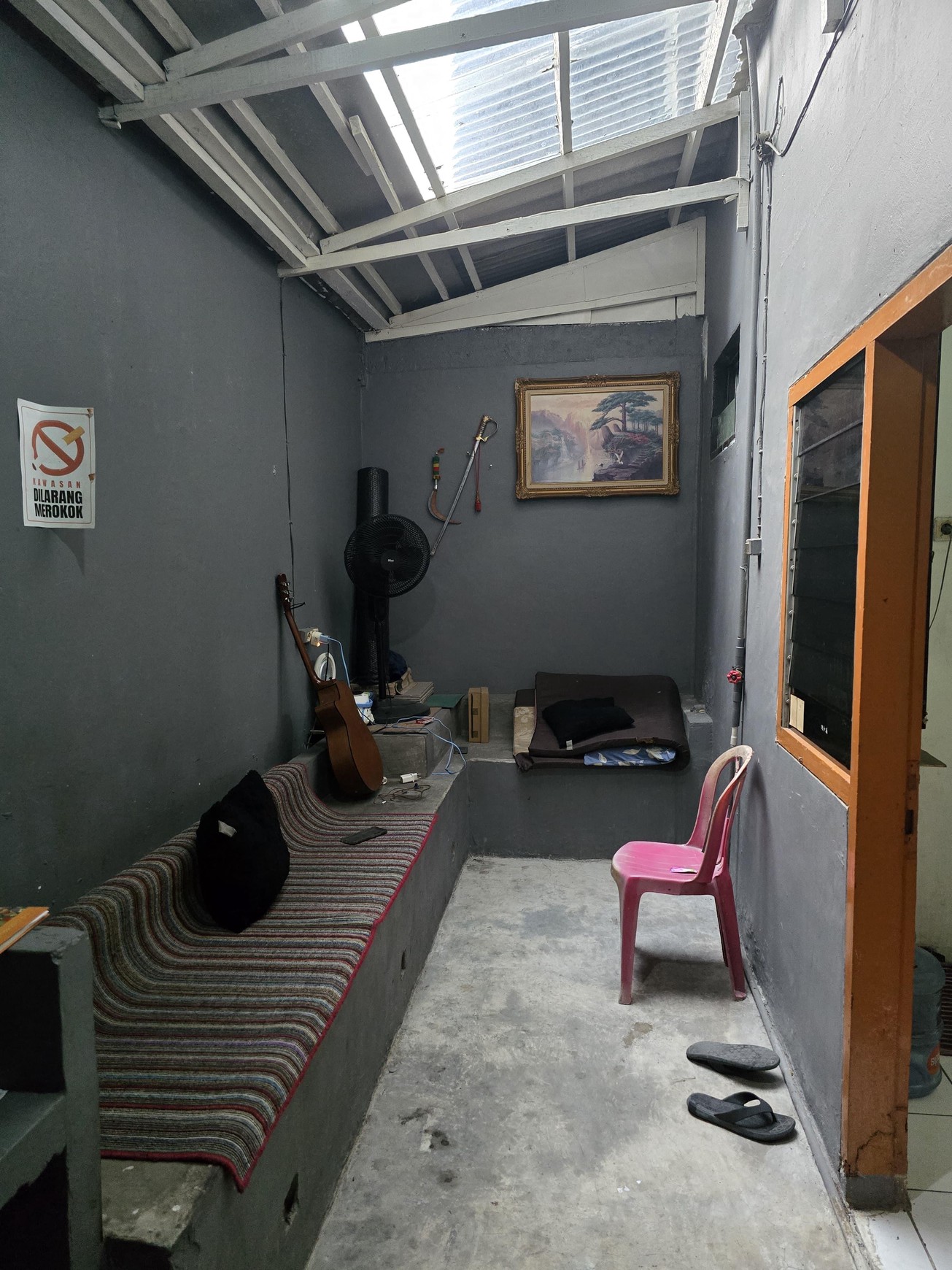 Dijual Ruko Strategis 3 Lantai di Pondok Bambu - Cocok untuk Kantor & Bisnis