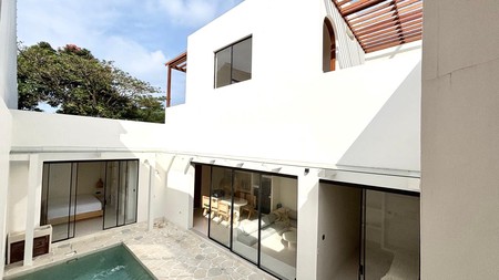 For Annual Rental - Brand new villa in the heart of Berawa - Canggu , Bali 