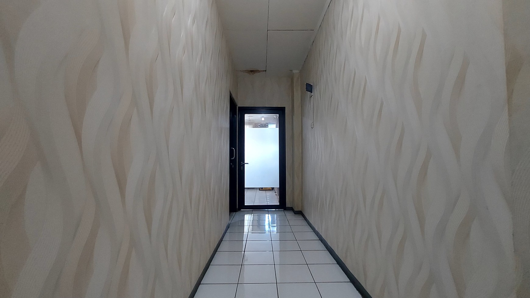 Dijual Cepat Ruko 2,5 Lantai di Jalan Raya Gunung Putri Bogor