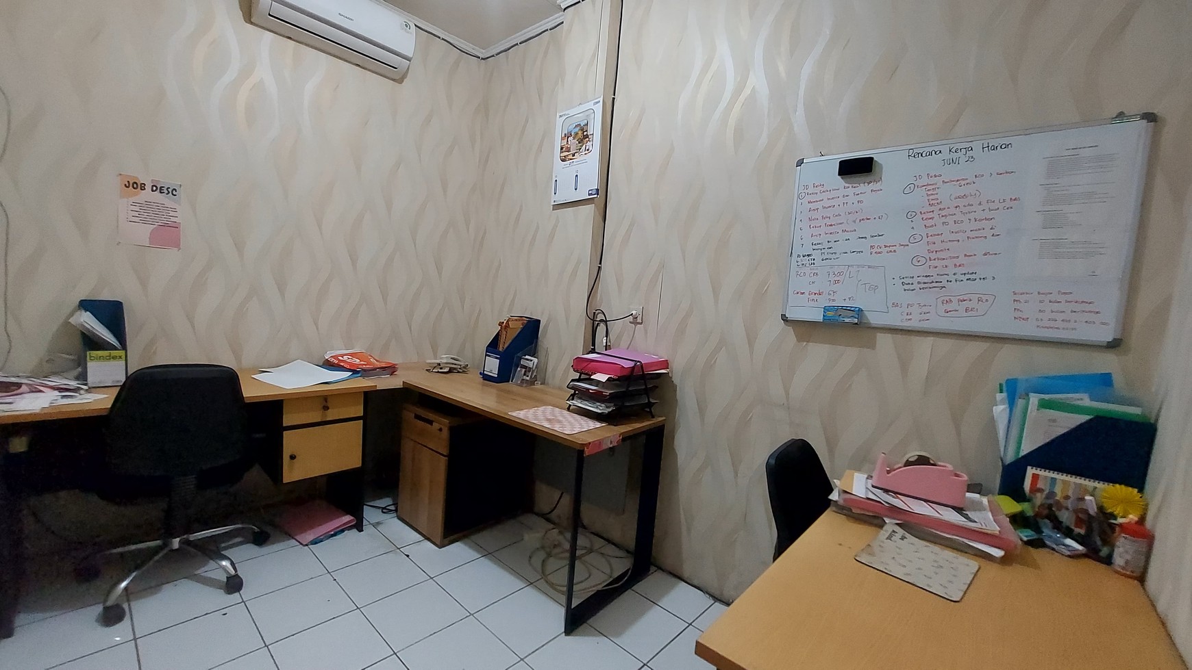 Dijual Cepat Ruko 2,5 Lantai di Jalan Raya Gunung Putri Bogor