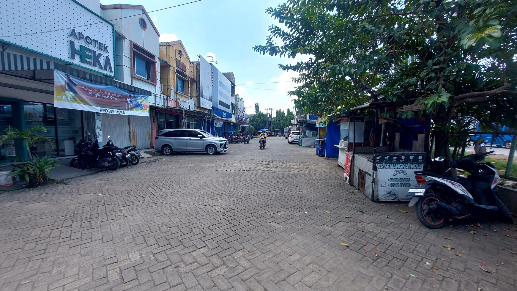 Dijual Cepat Ruko 2,5 Lantai di Jalan Raya Gunung Putri Bogor