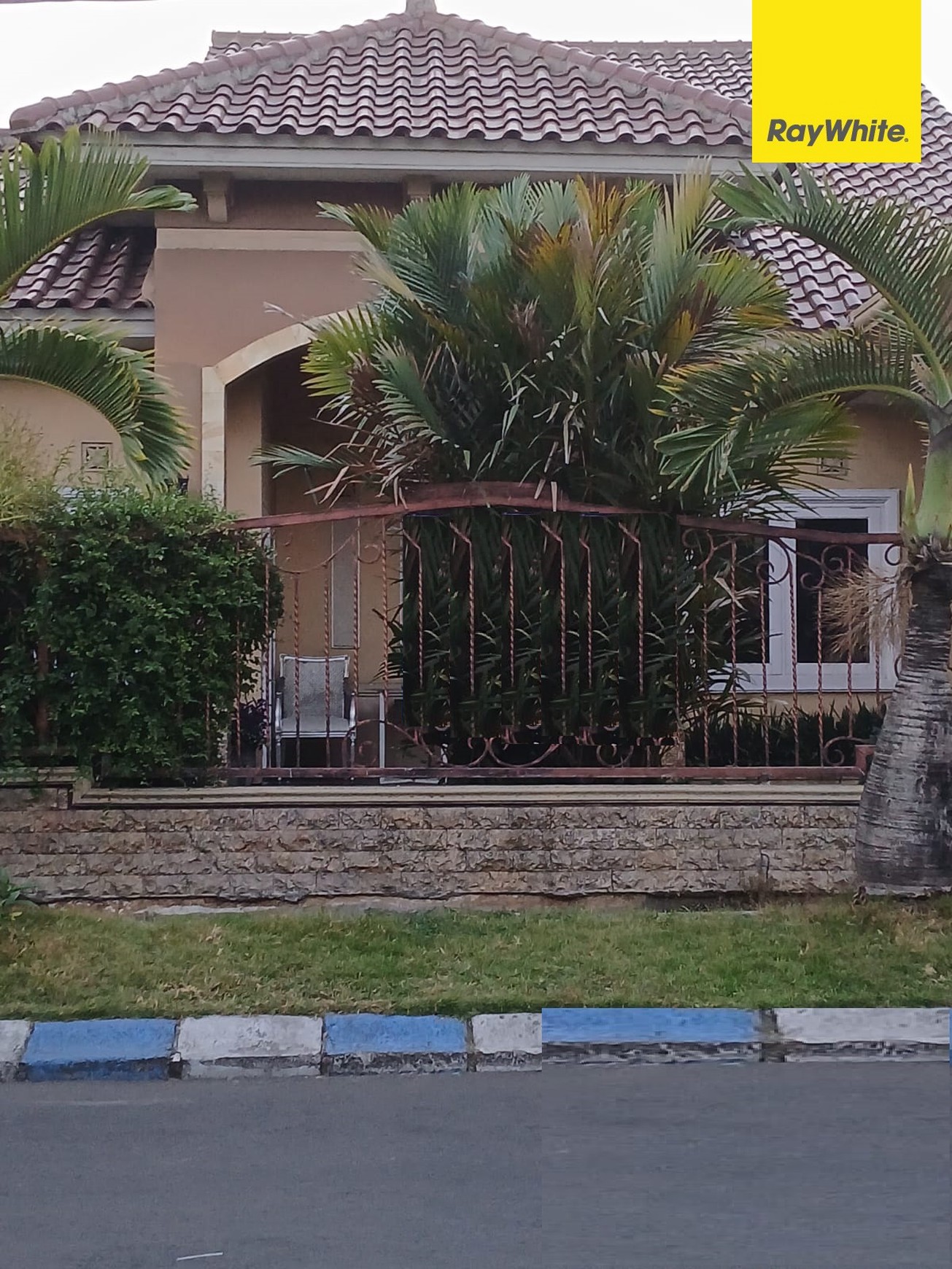 Dijual Rumah di Deltasari Waru Sidoarjo