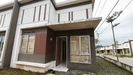 Dijual Cepat Rumah Hook Komplek Podomoro Tenjo