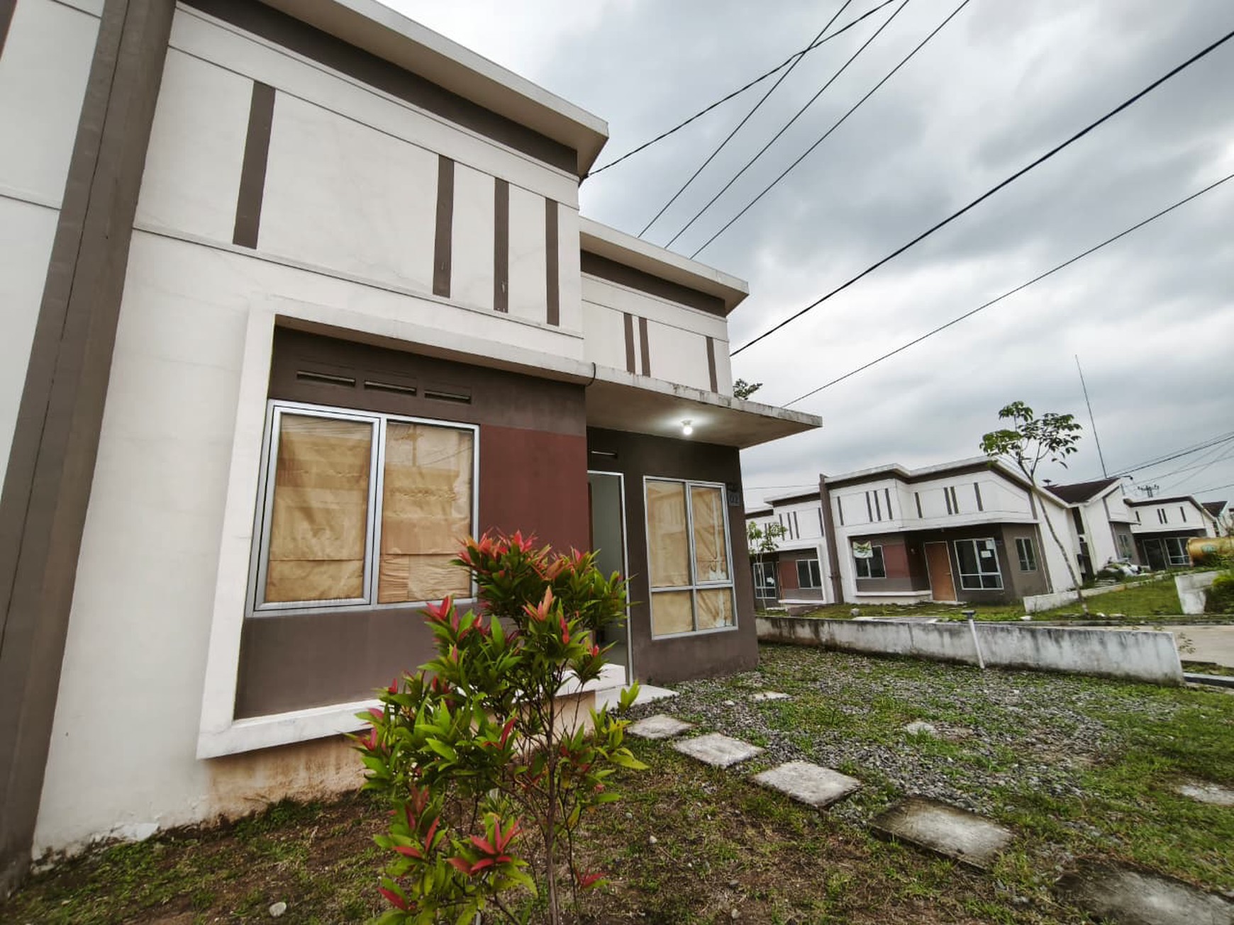 Dijual Cepat Rumah Hook Komplek Podomoro Tenjo