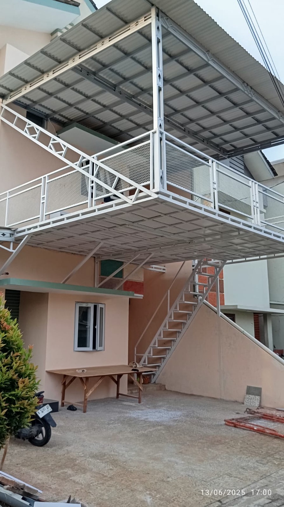 Rumah Baru Renovasi dalam di komp kalimalang residence 