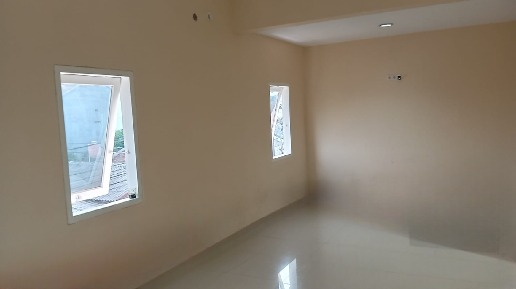 Rumah Baru Renovasi dalam komplek kalimalang cipinang