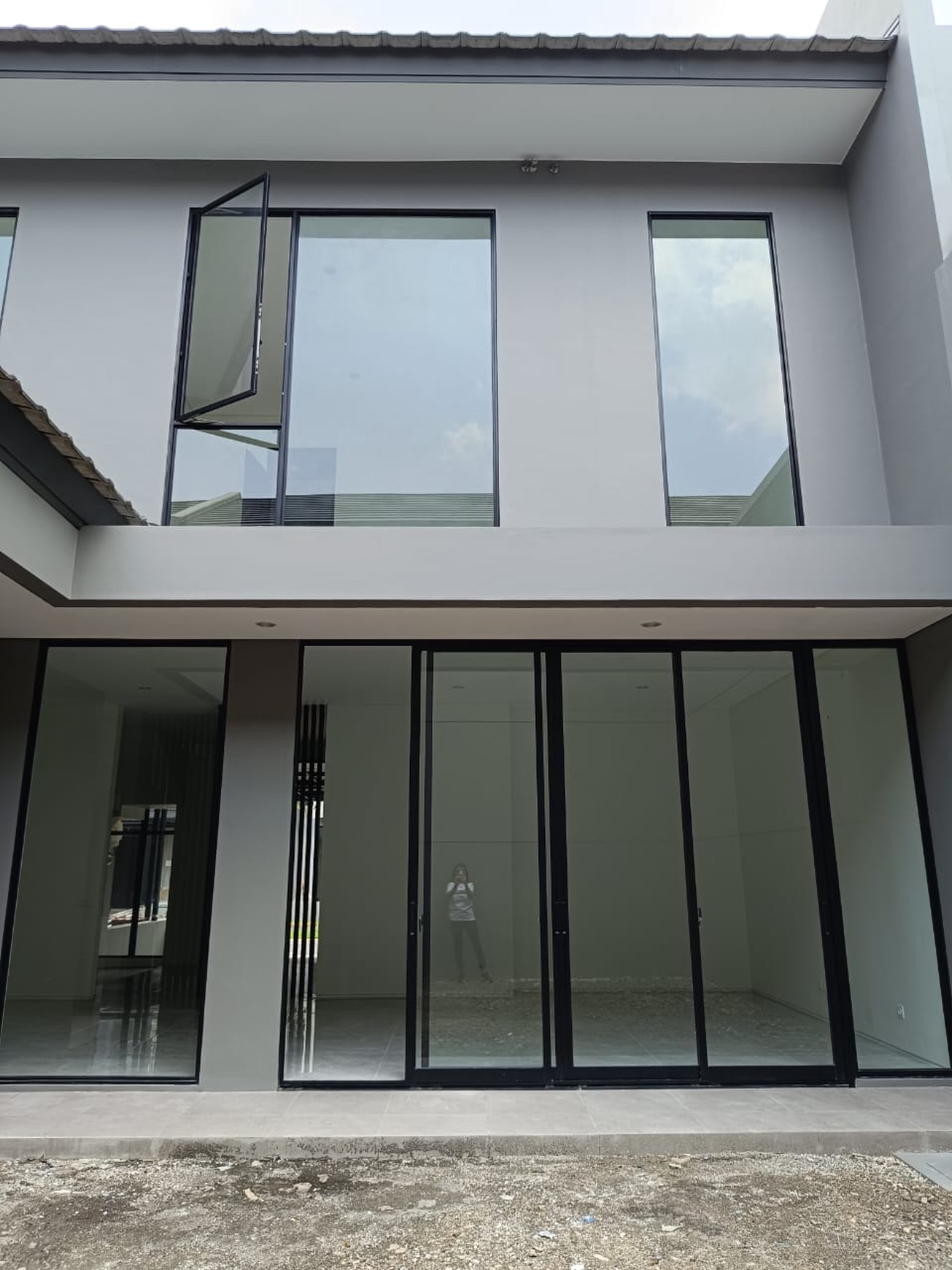 Dijual Rumah Baru Citraland District 9 Surabaya Special Bonus Rooftop Space - Strategis Lokasi Terdepan Dekat Patung Merlion, G Walk, Sekolah Ciputra