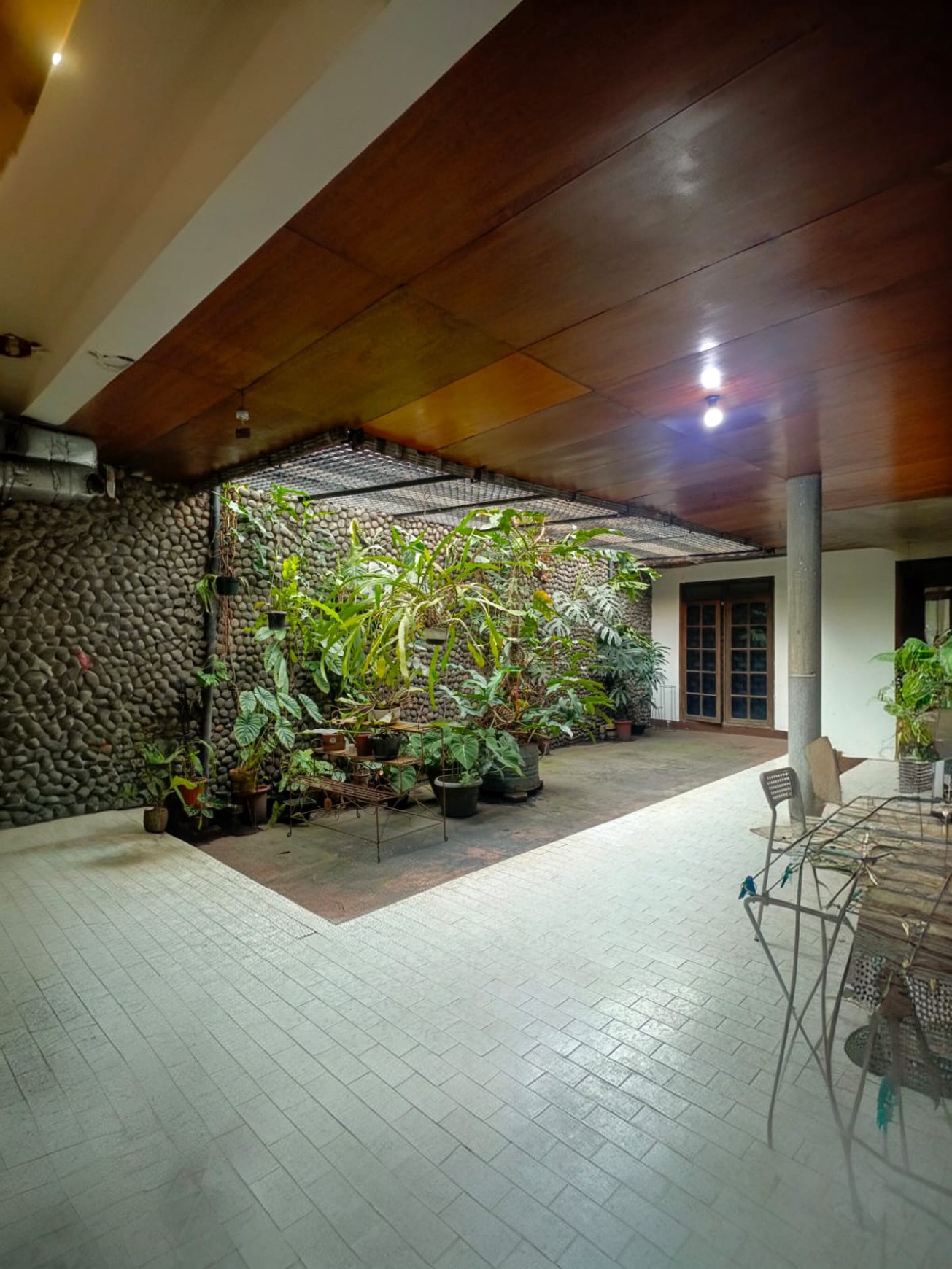 Rumah Bagus Di Jl Kesehatan, Bintaro Jakarta Selatan