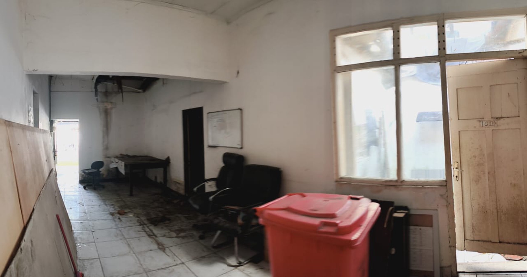 Dijual Rumah Hitung Tanah Di Daerah Menteng, Jakarta Pusat 
Reposisi dari 15M ke 13M dilepas!