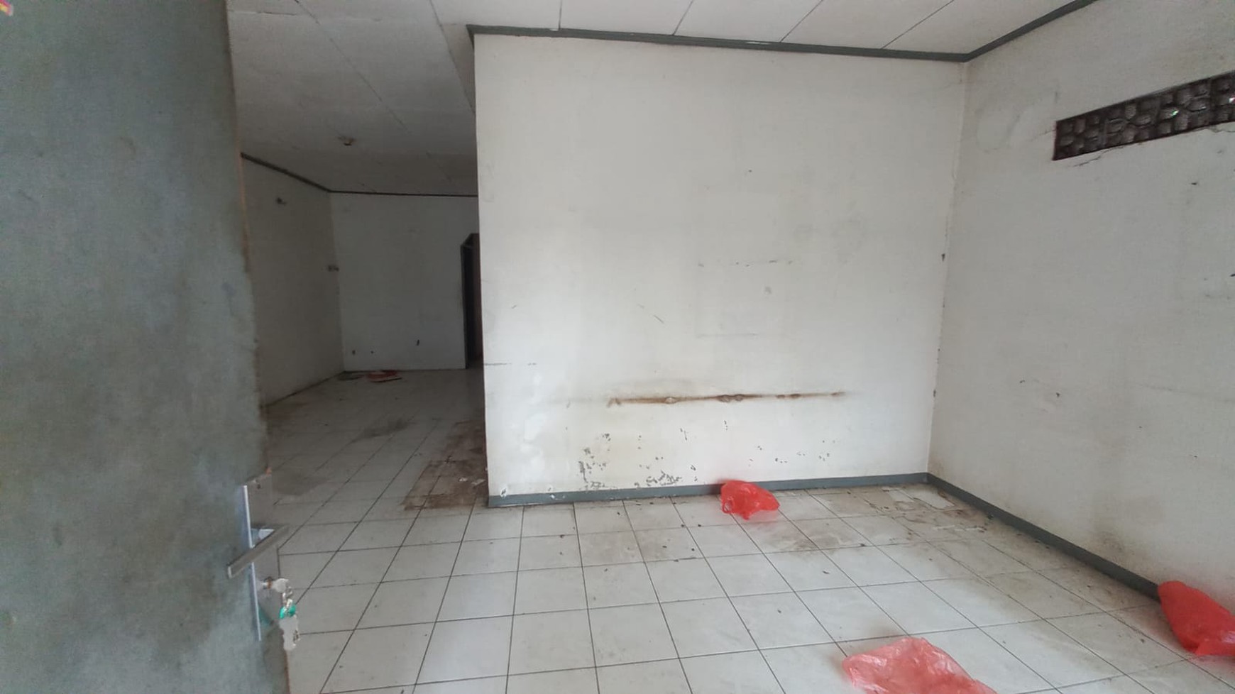 Tanah/ Rumah Tua Hitung Tanah di Kramat Jati Condet Jakarta Timur