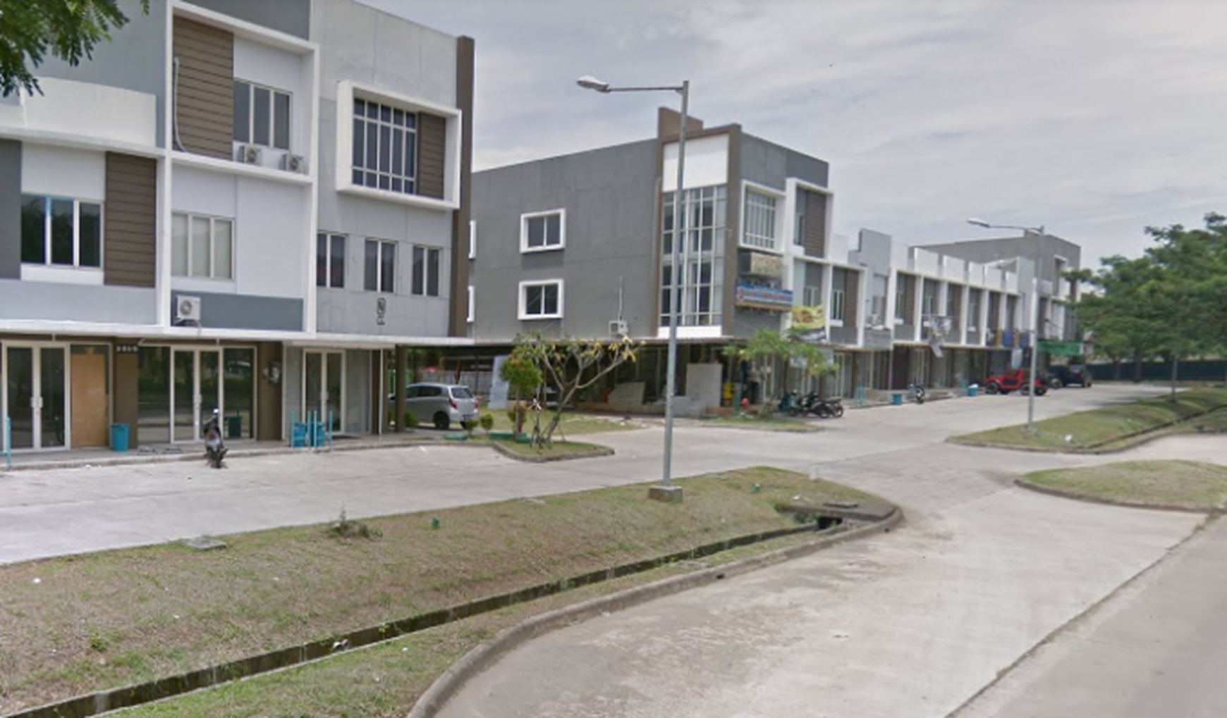 Ruko Cosmo Center Lippo Cikarang - Lokasi Strategis, Siap Pakai!