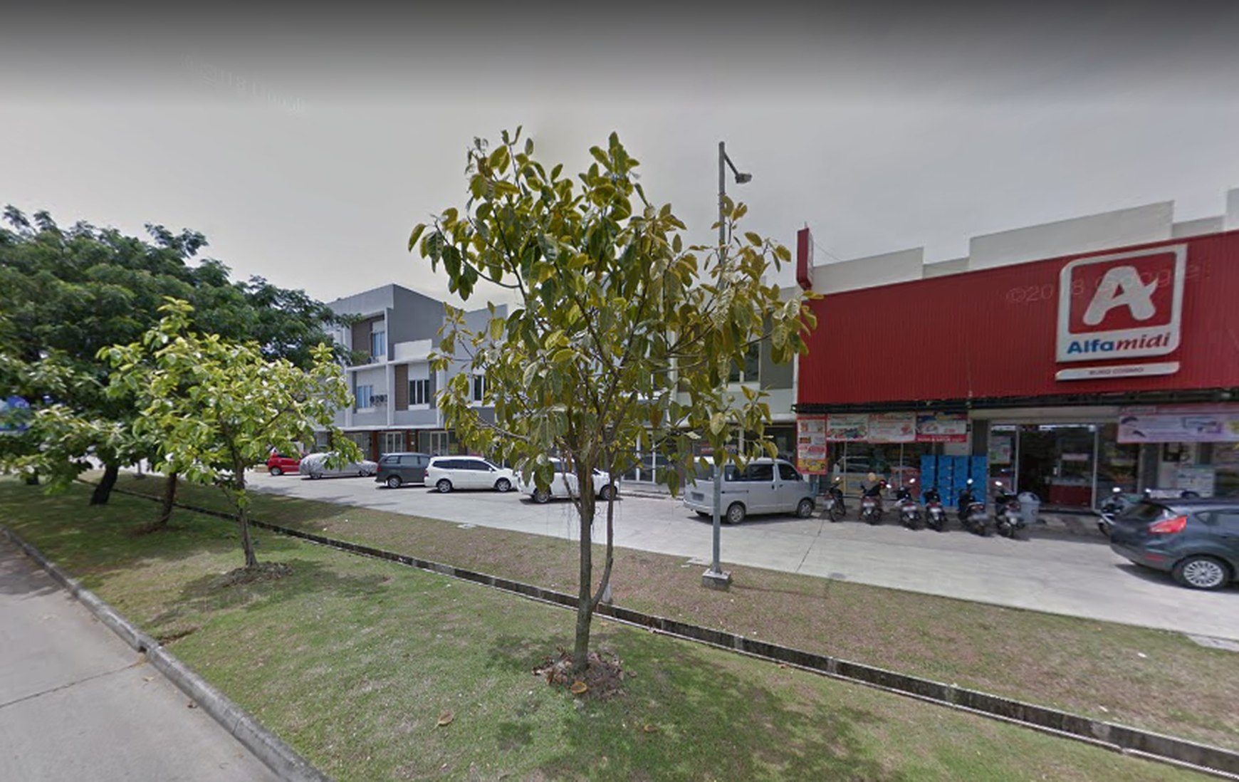 Ruko Cosmo Center Lippo Cikarang - Lokasi Strategis, Siap Pakai!
