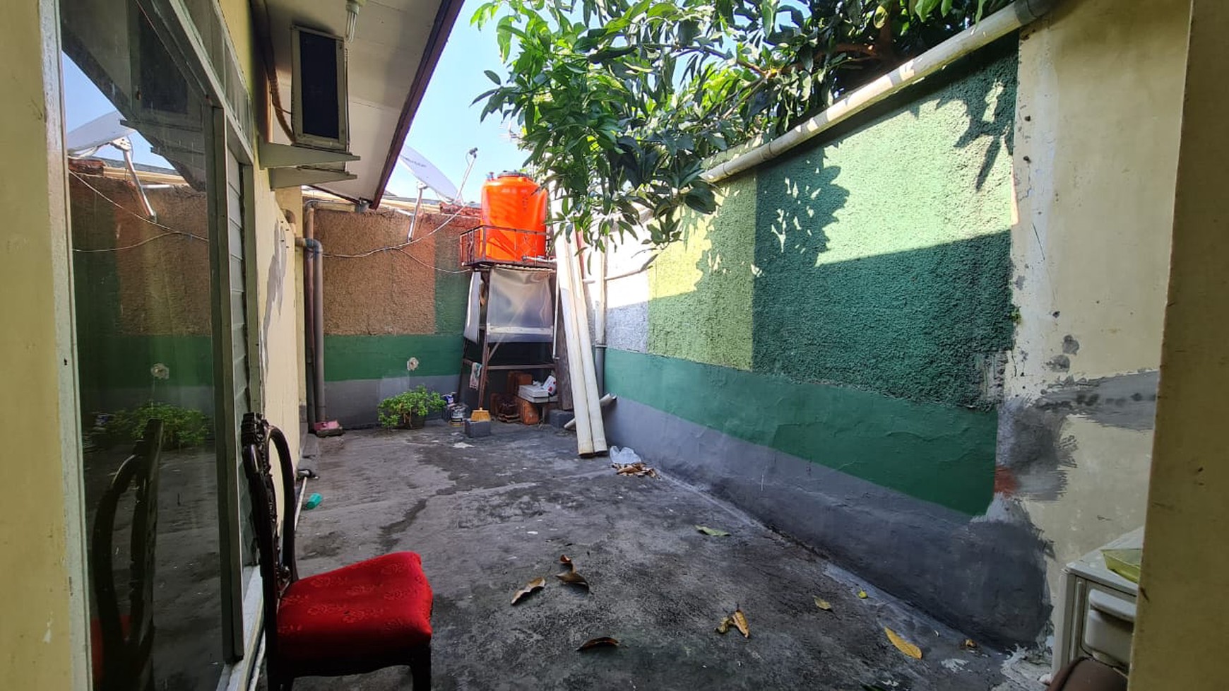 Rumah Tinggal 1 1/2 Lantai di Menteng Dalam Tebet Jaksel