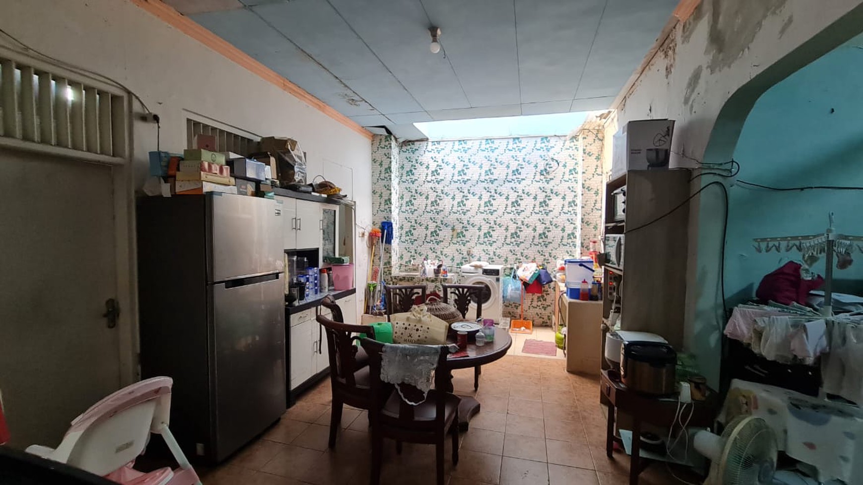 Rumah Tinggal 1 1/2 Lantai di Menteng Dalam Tebet Jaksel