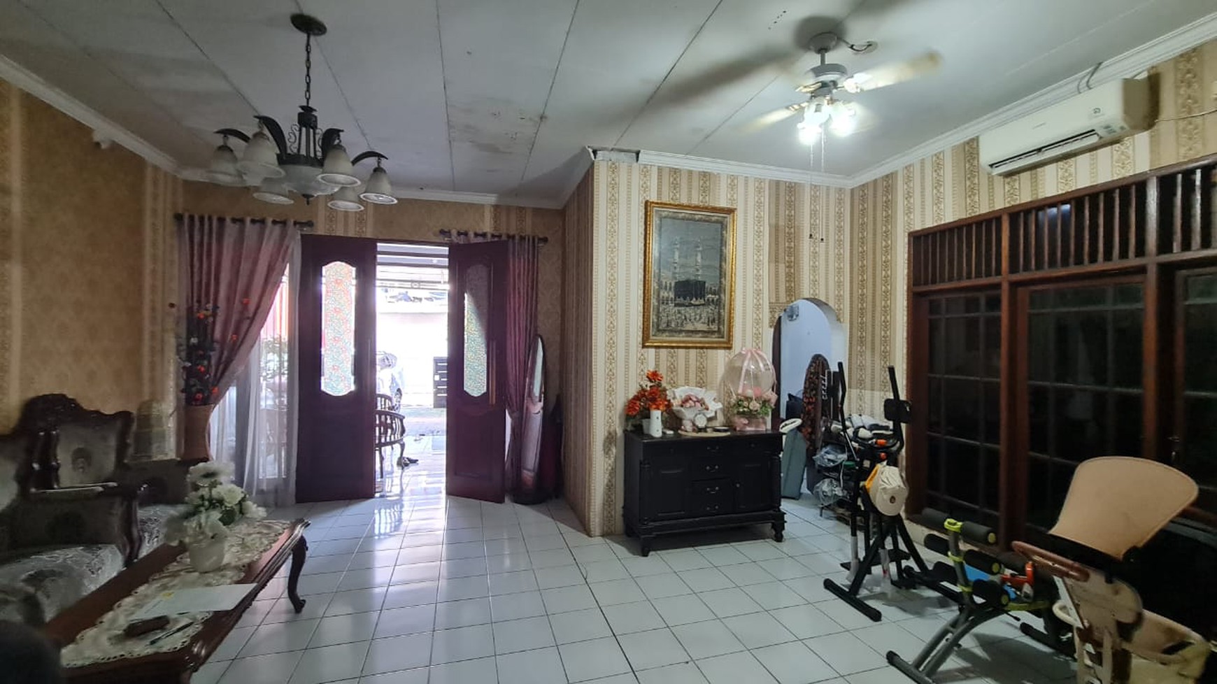 Rumah Tinggal 1 1/2 Lantai di Menteng Dalam Tebet Jaksel