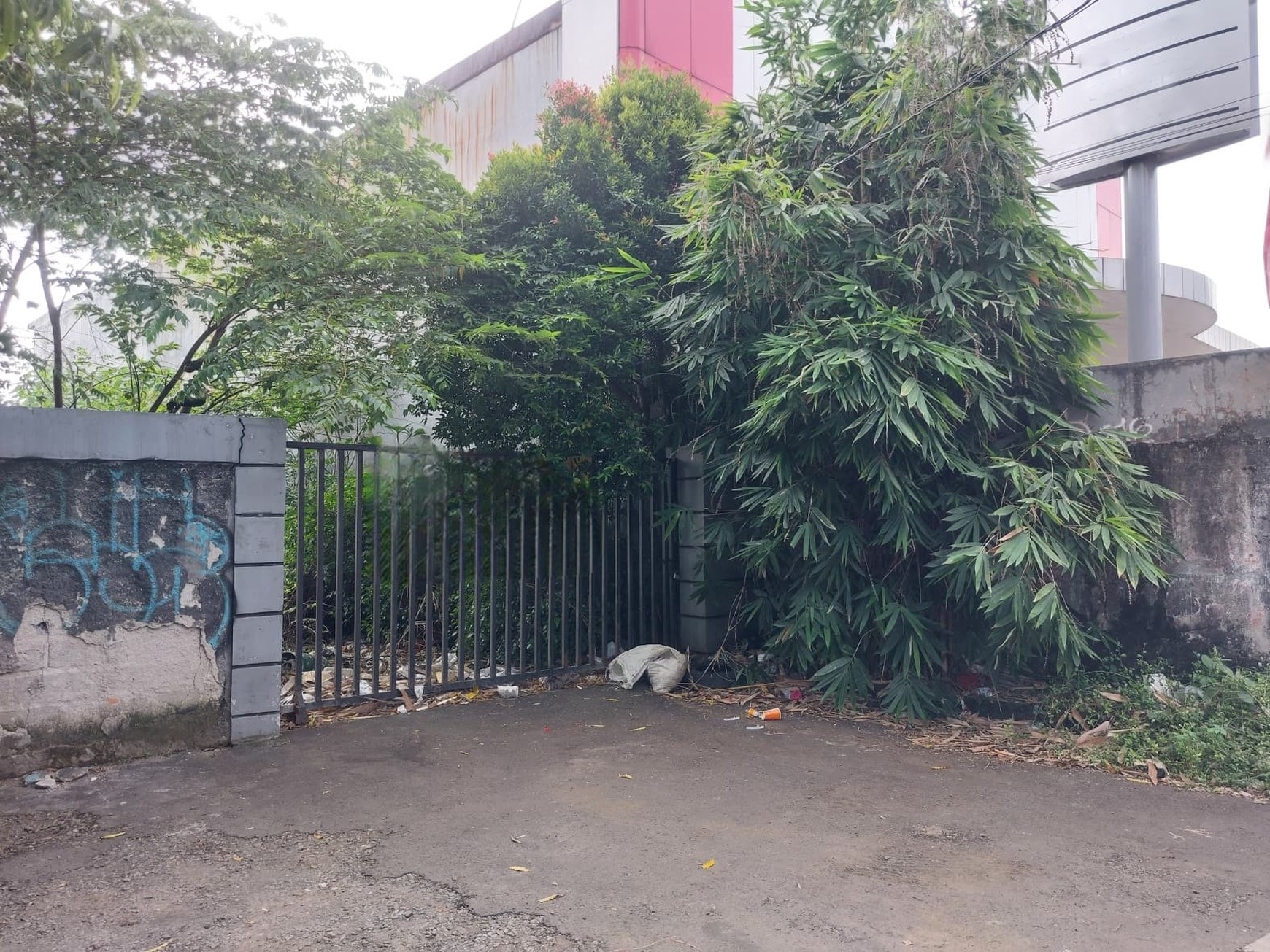 Tanah Komersial di Jalan Raya, Ciganjur Jagakarsa, Jakarta Selatan