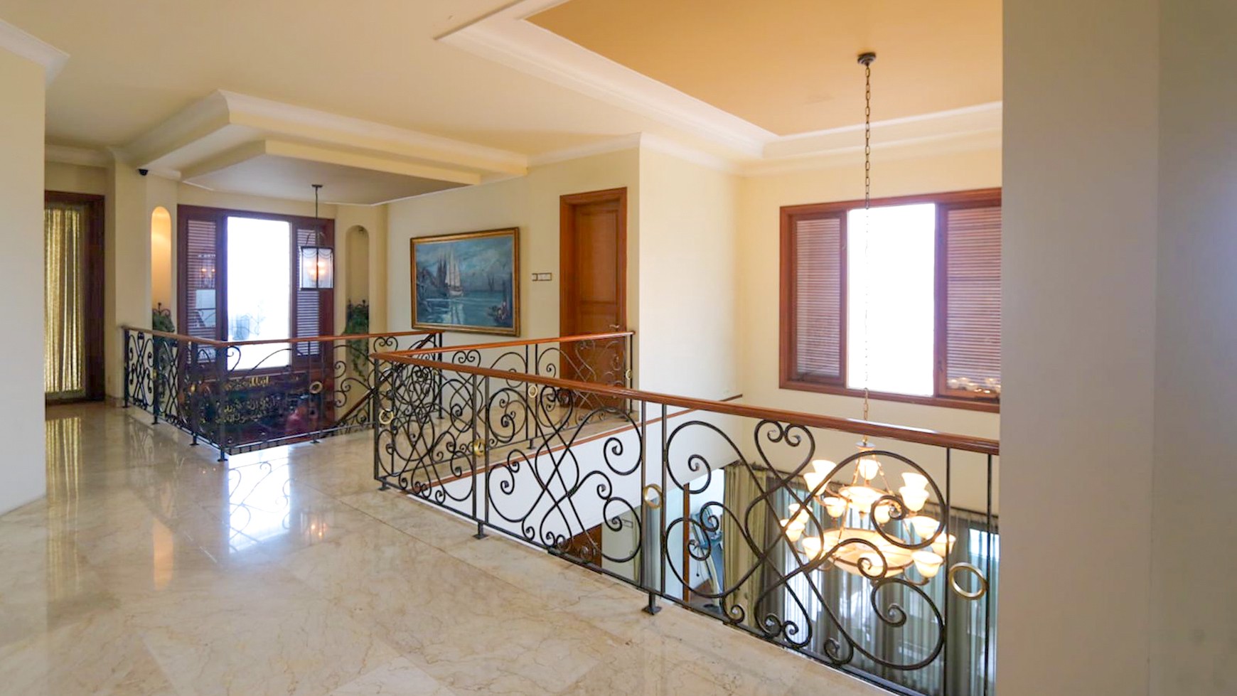 Rumah Mewah di Pondok Indah, Jakarta Selatan
