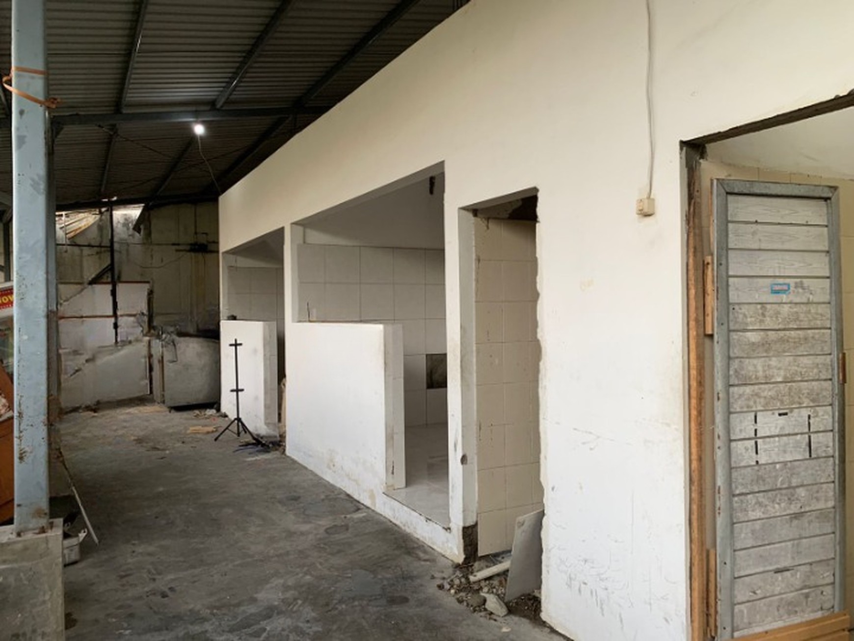 DIJUAL Gudang + Tanah di Jalan Panduk, Tenggilis Mejoyo, Panjang Jiwo, Surabaya