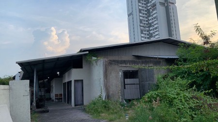 DIJUAL Gudang + Tanah di Jalan Panduk, Tenggilis Mejoyo, Panjang Jiwo, Surabaya