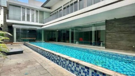 Dijual Rumah Mewah Superstrategis Di Kebayoran Baru Dekat Senayan Dan Sudirman.
