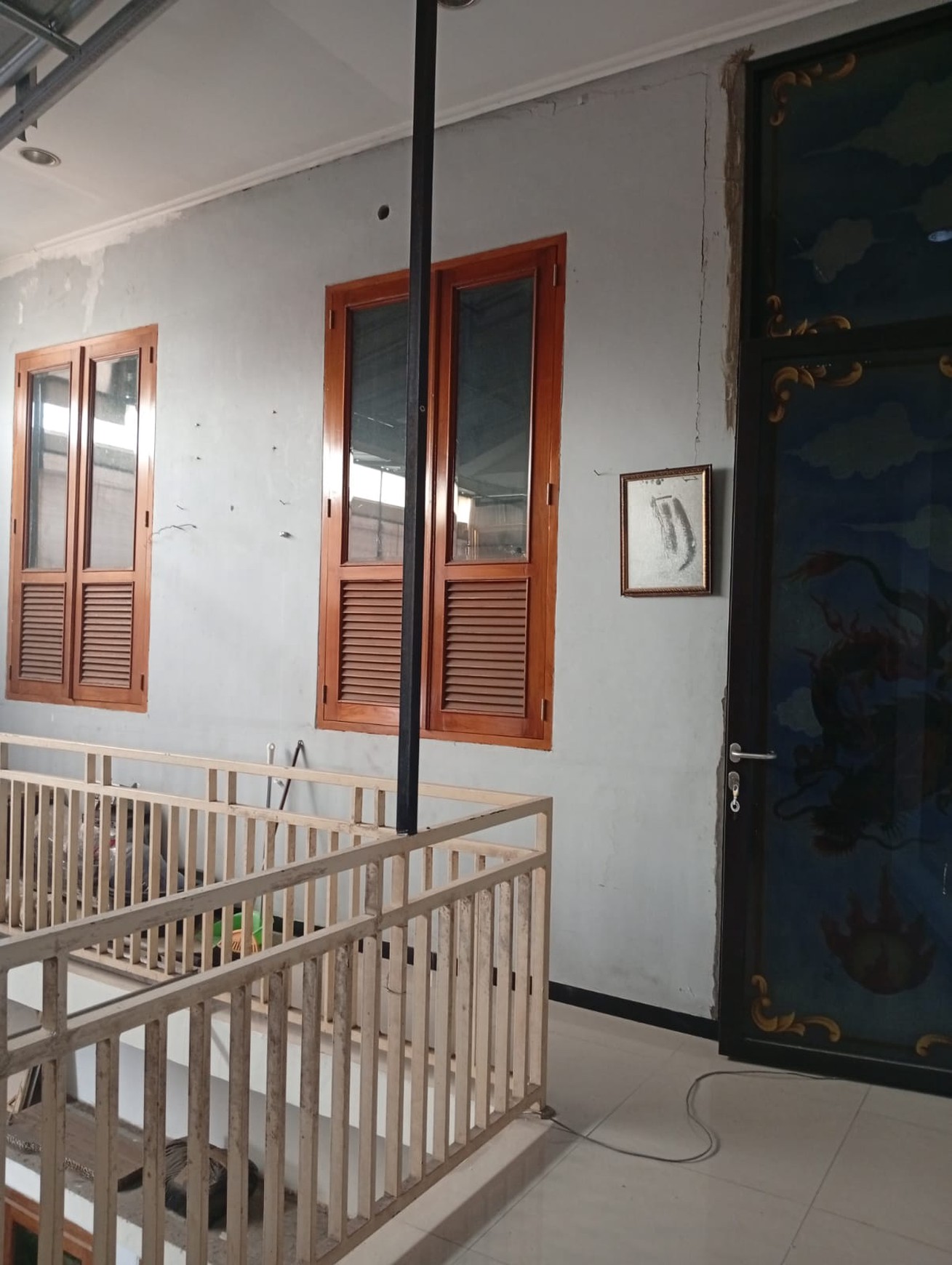 Rumah Idaman di Lokasi Premium - 2 Lantai, Desain Elegan, Cluster Bougenville