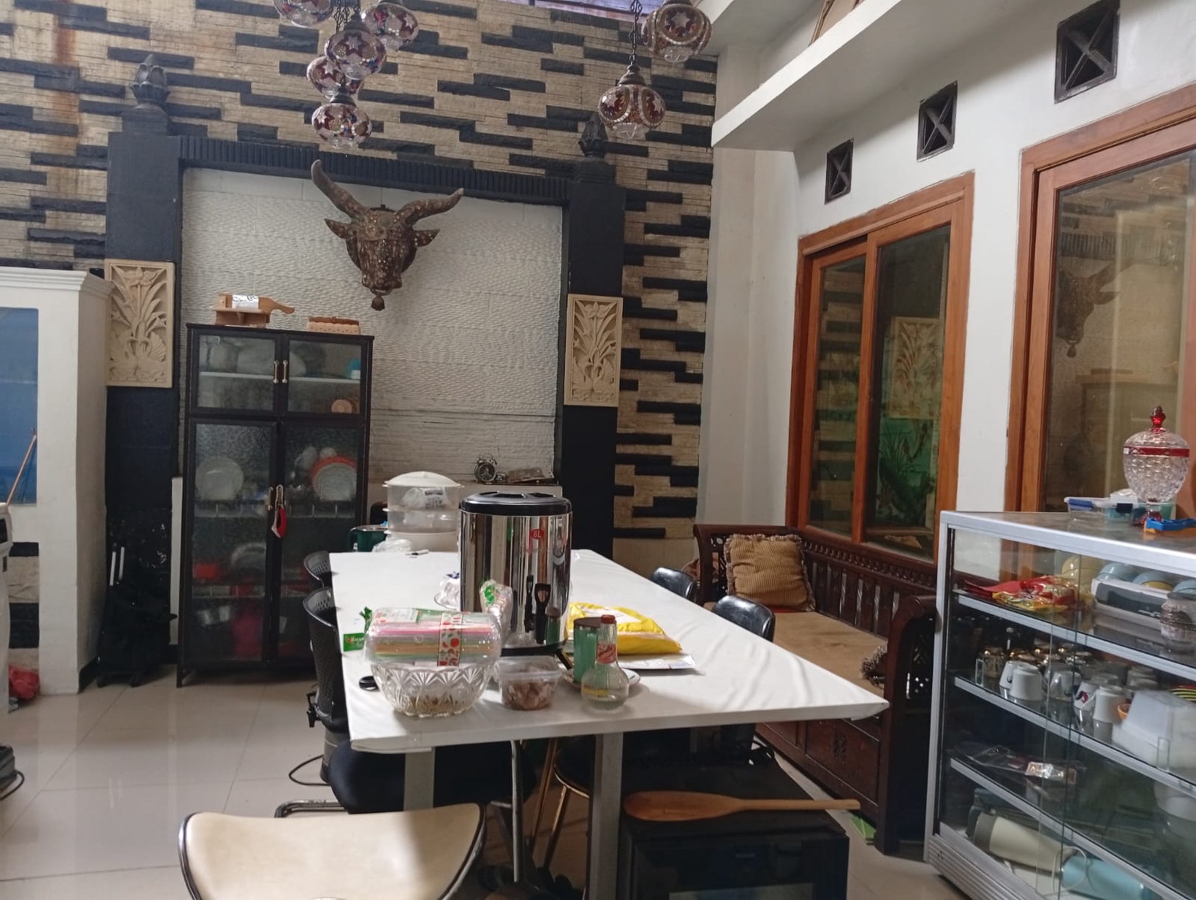 Rumah Idaman di Lokasi Premium - 2 Lantai, Desain Elegan, Cluster Bougenville