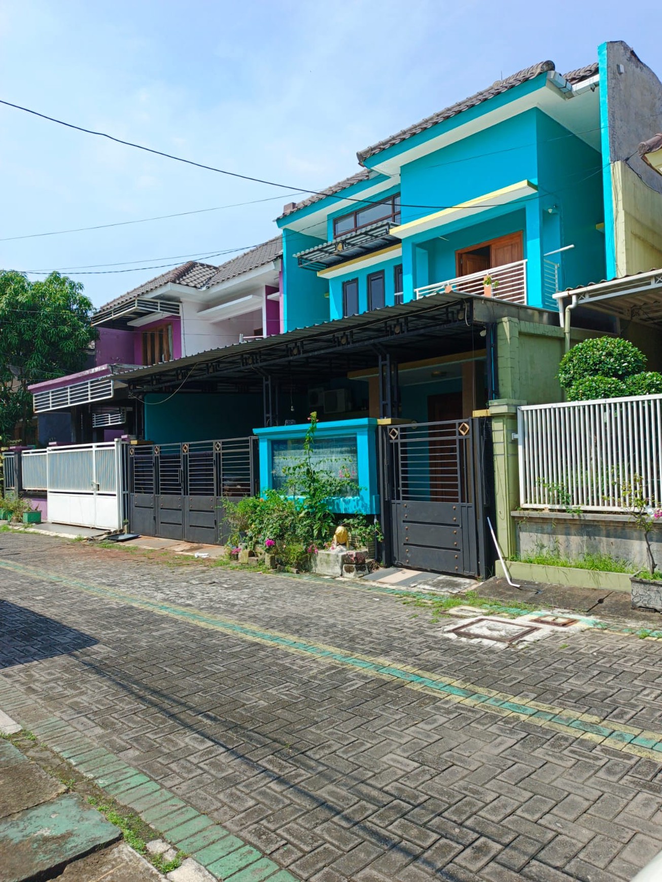 Rumah Idaman di Lokasi Premium - 2 Lantai, Desain Elegan, Cluster Bougenville