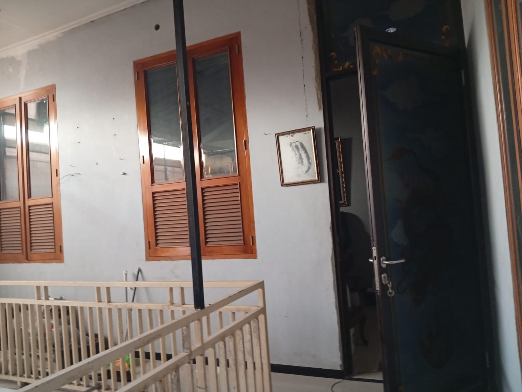 Rumah Idaman di Lokasi Premium - 2 Lantai, Desain Elegan, Cluster Bougenville
