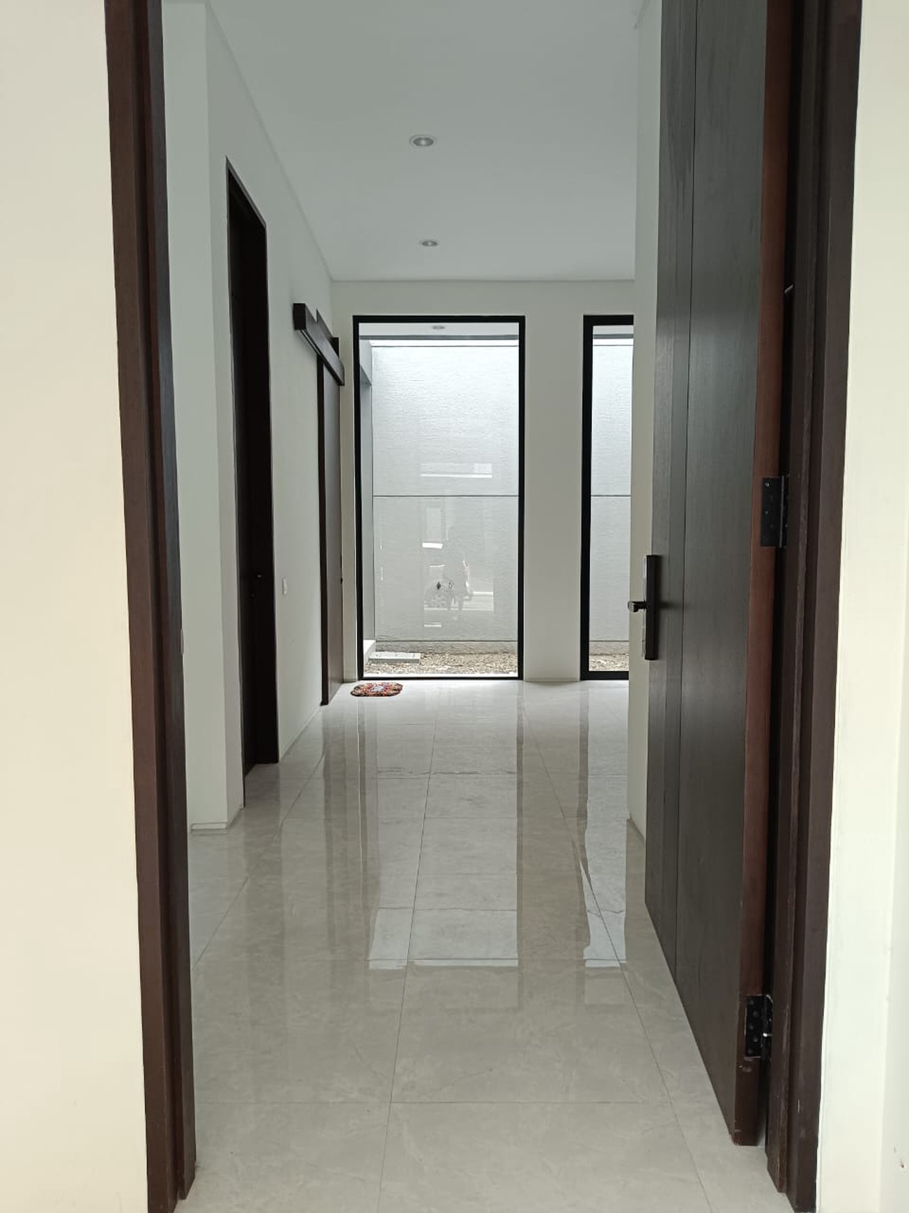 3 Milyar Dijual Rumah Baru District 9 Surabaya Smart Home - Smart Solar Sistem - Modern 2 Lantai Siap Huni