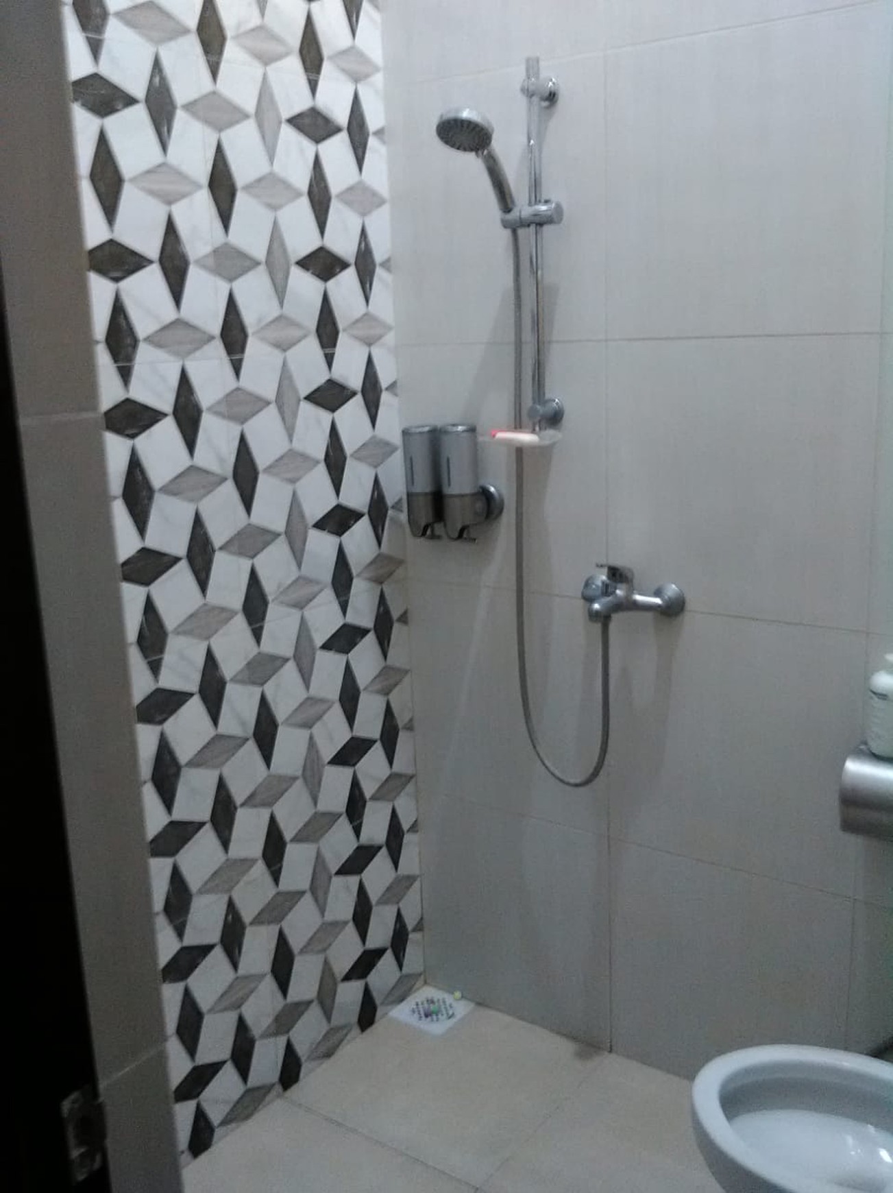 Jual Hunian Nyaman di Surabaya Timur 1,5 Lantai NEGO !