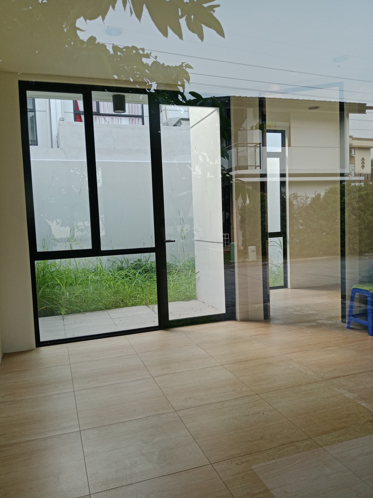 Dijual Rumah Siap Huni Di Cendana Clov'r Di Lippo Karawaci , Tangerang