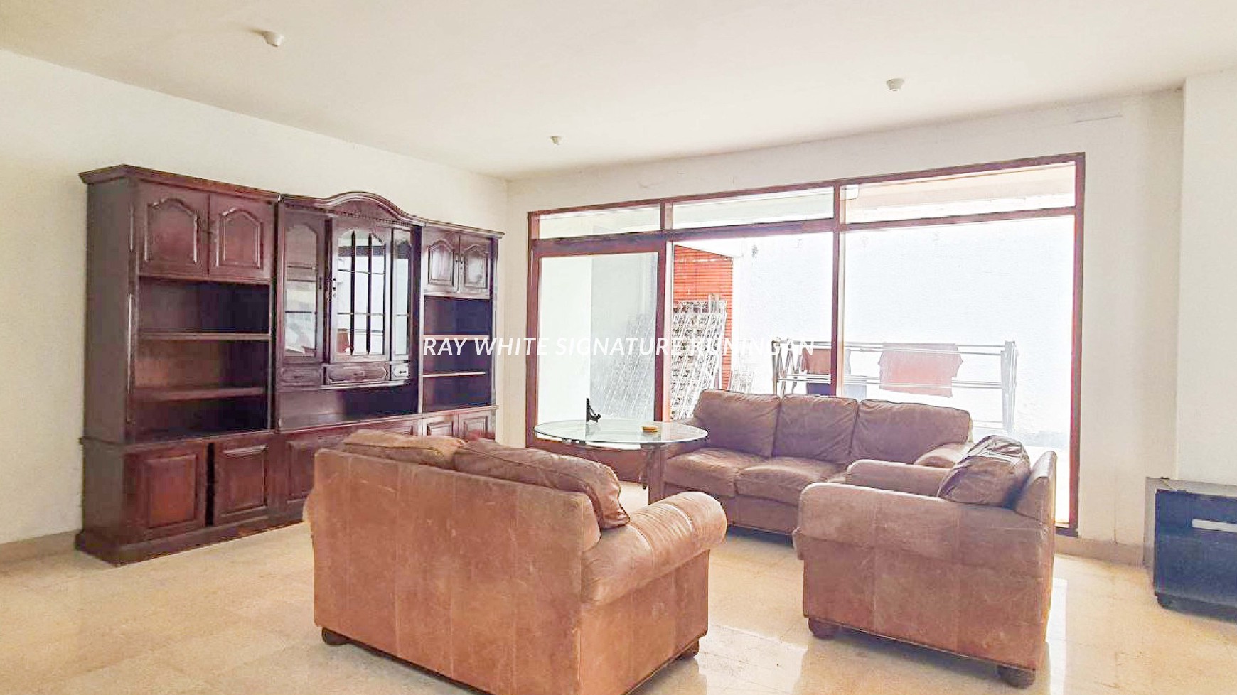 Rumah Lama Cocok untuk Dibangun Kantor di Darmawangsa X