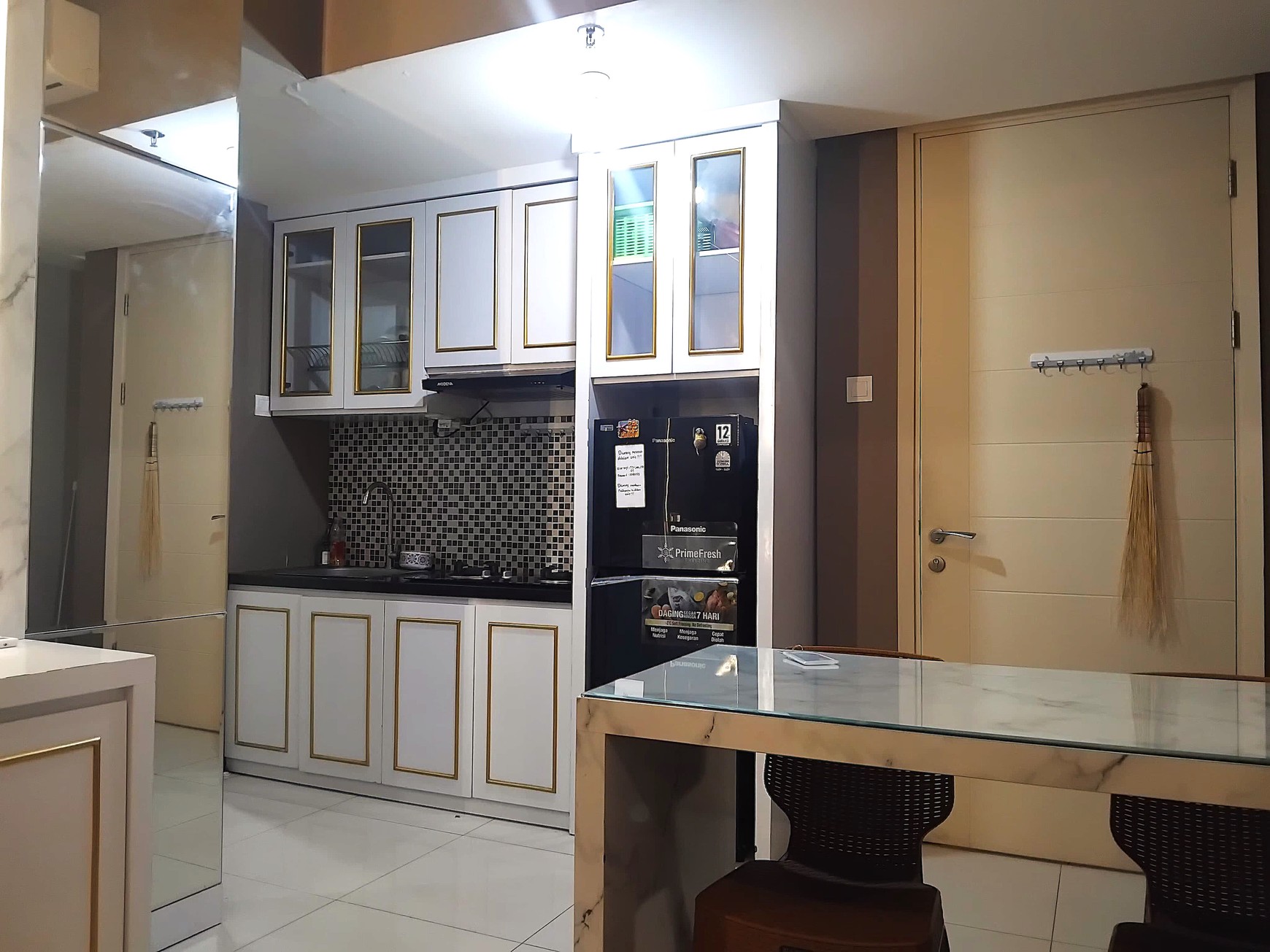 1 412. Disewakan Unit Full Furnish Benson - 2BR City View, Nyaman & Strategis