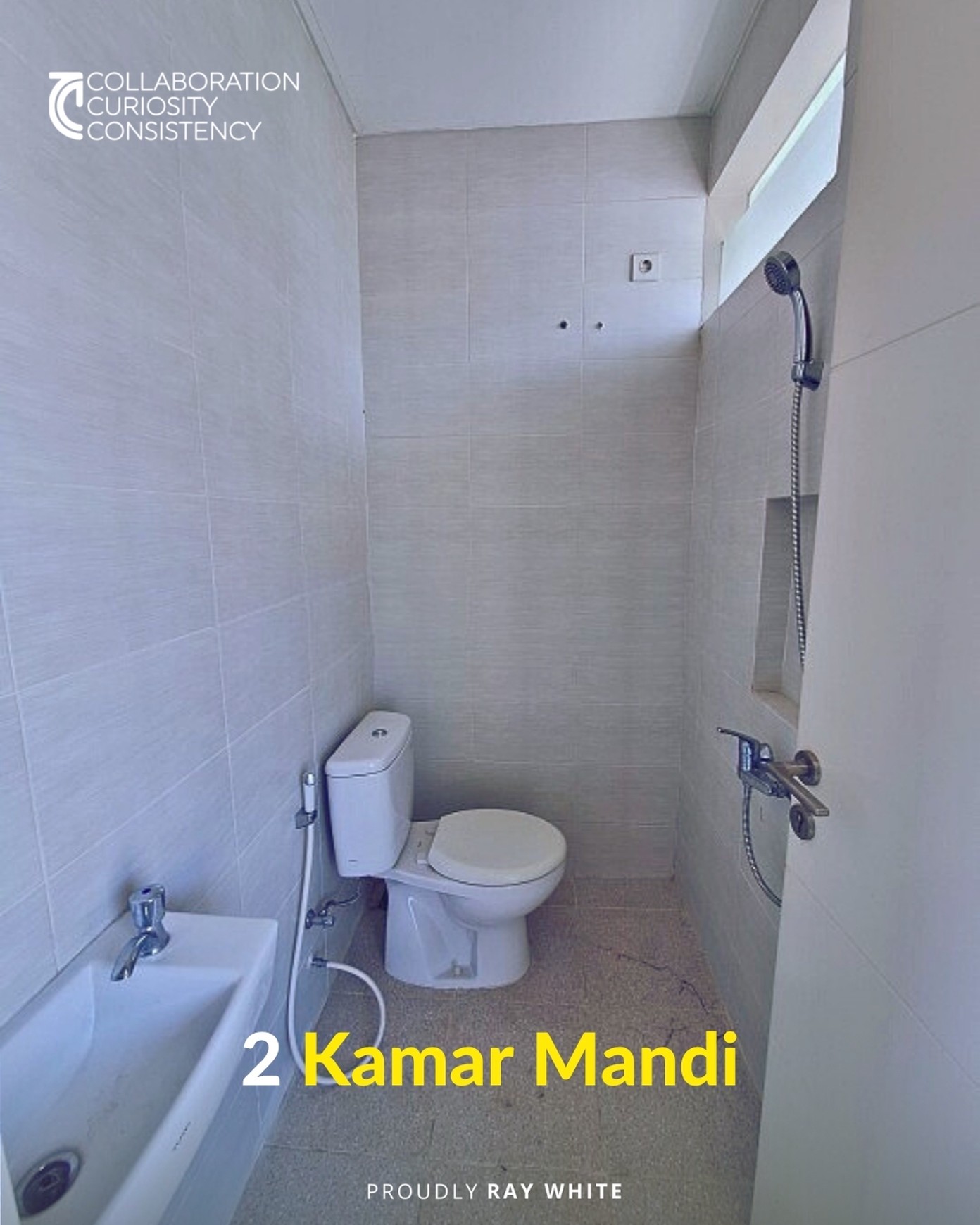 Jual Rumah 2 Lantai Rumah Mewah , Murah di Northwest Hill Citraland Surabaya Barat Lokasi Strategis Dekat Pakuwon Mall dan Superindo